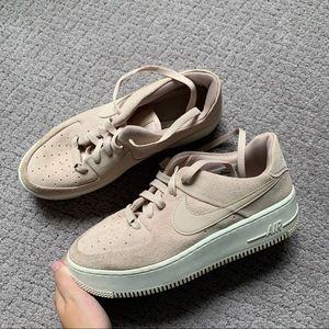 SUEDE NIKE AIR FORCE ONES